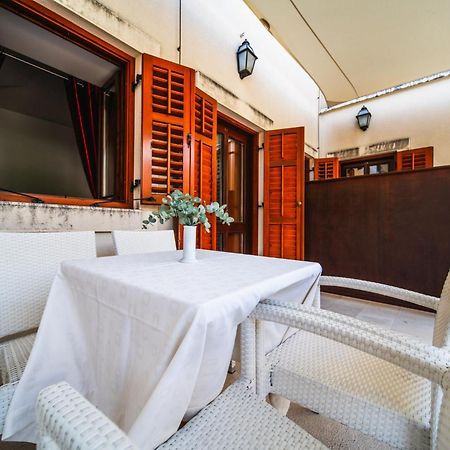 Apartments Vila Riva Слано Экстерьер фото